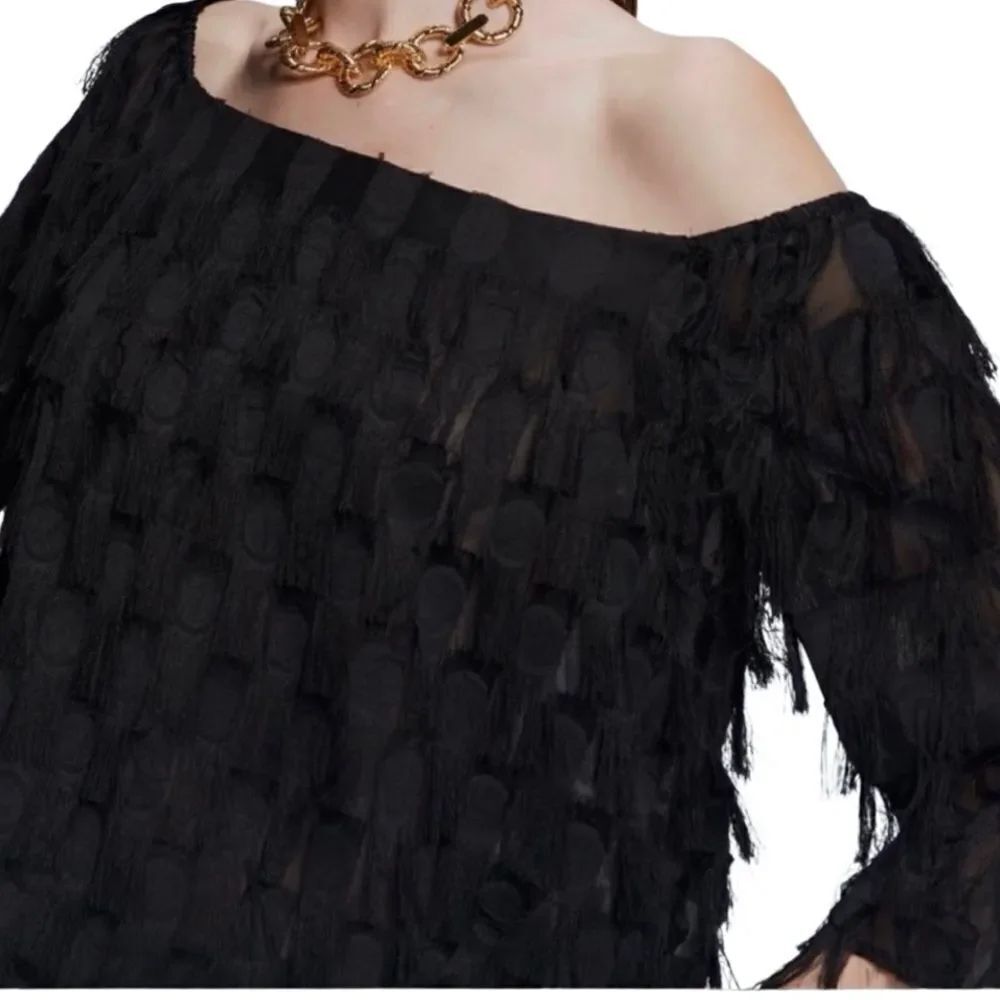 ZARA FEATHER EFFECT FRINGE TOP BlackโSZ SMALL